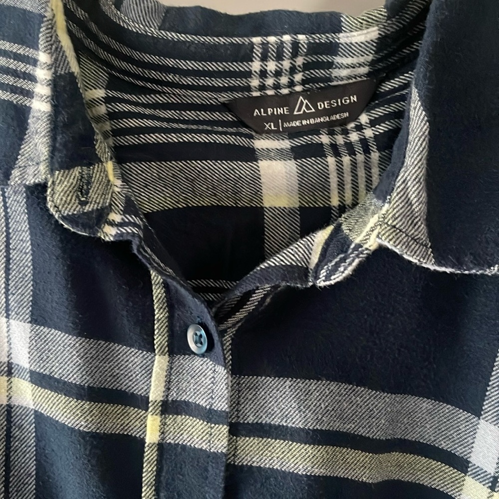 Alpine Design Flannel Long Sleeve Button Up with Pocket , Women’s Size XL - Picture 4 of 6